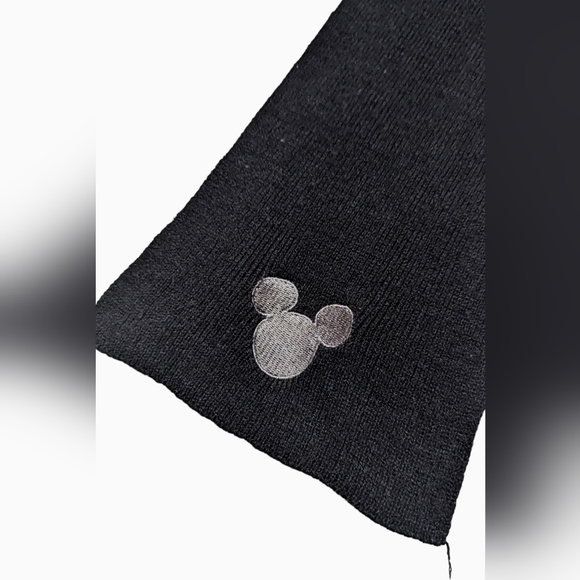 Y2K Disney Parks Lightweight Black Neck Wrap Scarf w/ Silver Embroidered Mickey - Picture 4 of 4